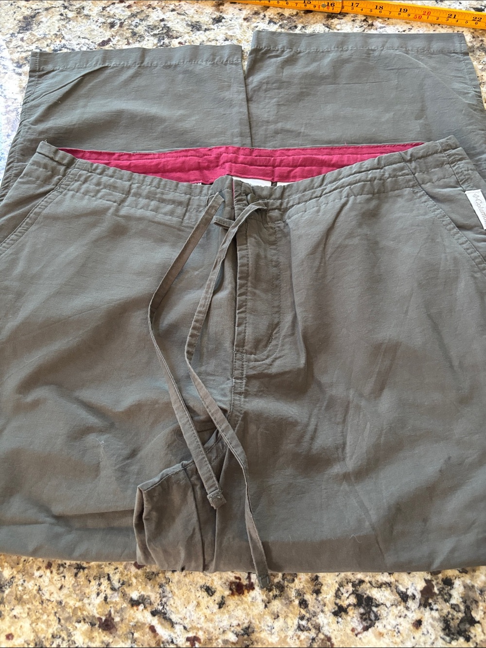 Columbia Olive Drawstring Shorts with Pink Waistband